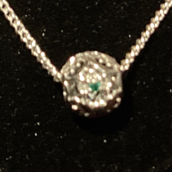 925 silver charm with green stone - Picture 3 of 3